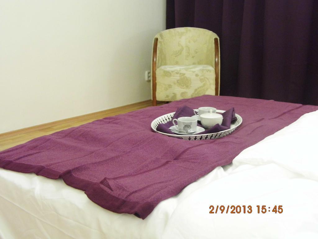 Fukas Apartments Nitra Rum bild